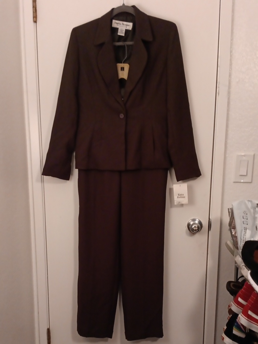 Rena Rowan Women's Brown Two-Piece Pantsuit